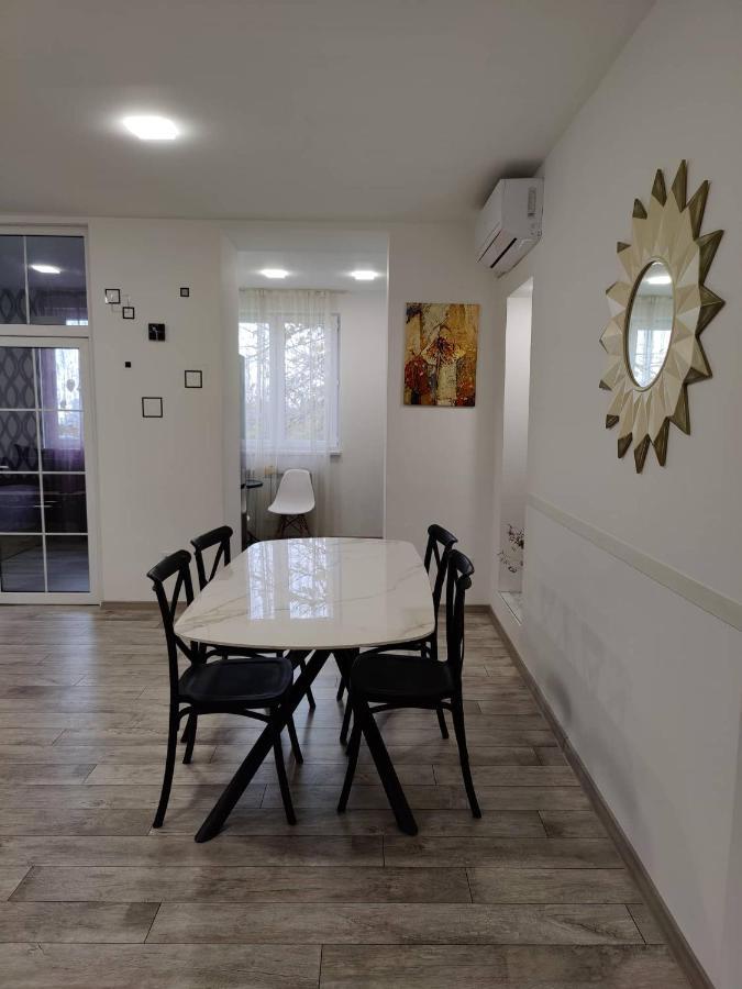 Modern Apartment In The Center With The View Of The Majestic Ararat Єреван Екстер'єр фото